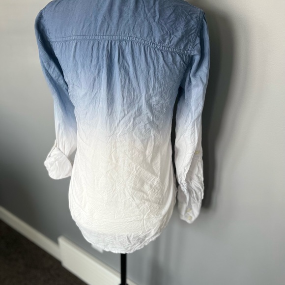 Ombré button up blouse - Picture 3 of 5